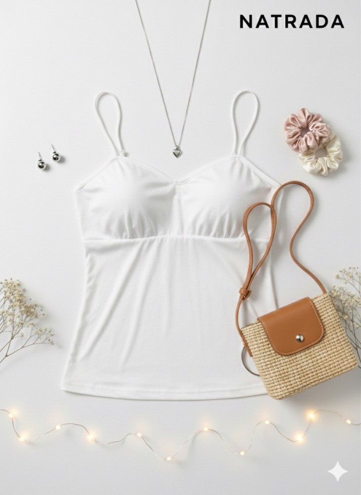 C005 :ครอปสายเดี่ยว สีขาว สายสปาเก็ตตี้ (พร้อมส่งภายใน 24 ชม.) White spaghetti strap crop top (ready to ship within 24 hours)