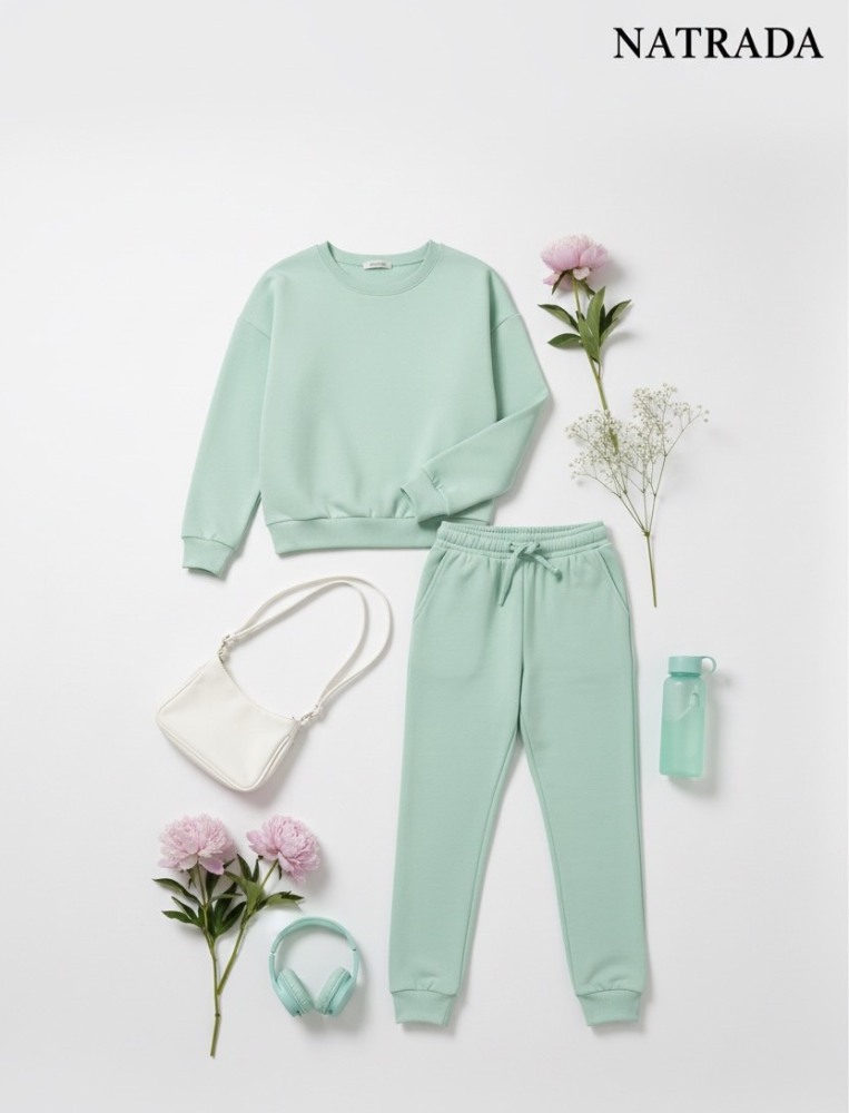 S01 : ชุดเซท Natrada เสื้อแขนยาวและกางเกง สีเขียว Natrada set: long-sleeve shirt and pants, green  (ready to ship within 24 hours)