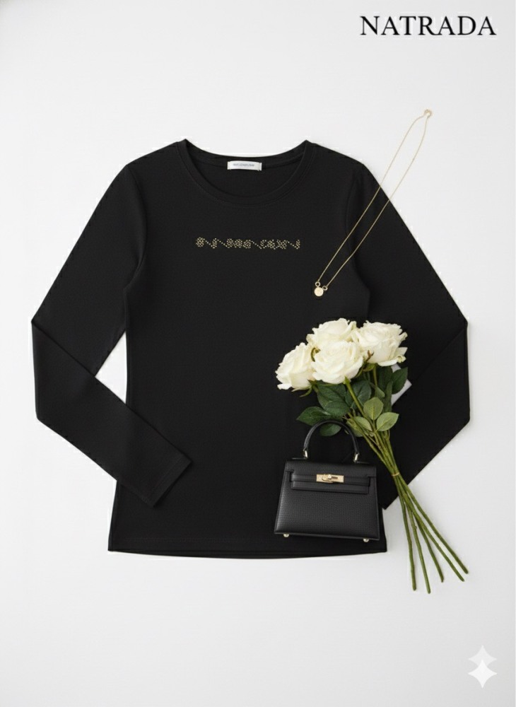 C025 ครอปแขนยาว สีดำ ปักเพชร (พร้อมส่งภายใน 24 ชม.) Black long-sleeved crop top with diamond embroidery (Ready to ship within 24 hours)