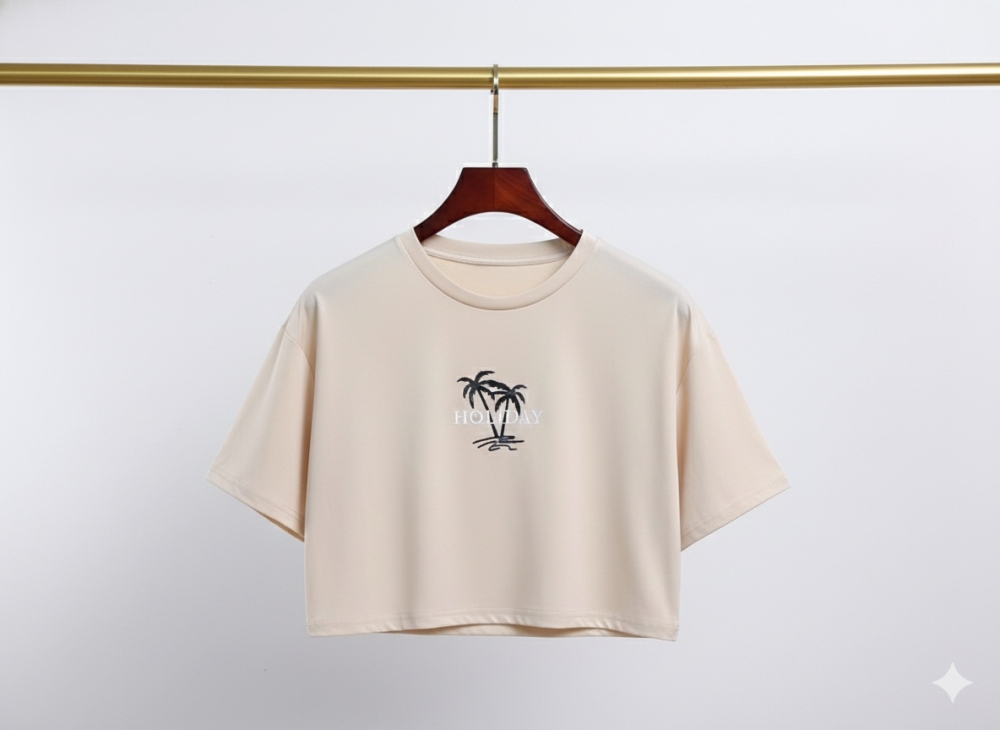 C052 : ครอปแขนสั้น สีครีม ลายสกรีนกราฟฟิค  (พร้อมส่งภายใน 24 ชม.) Brown long-sleeve crop top, tight-fitting, butterfly print (ready to ship within 24 hours)