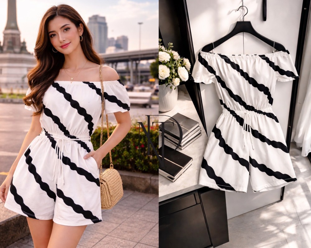 D083 : จั๊มสูทขาสั้น เปิดไหล่ ลายขาวดำ(พร้อมส่งภายใน 24 ชม.) Short-sleeve jumpsuit, off-shoulder, black and white pattern (ready to ship within 24 hours)
