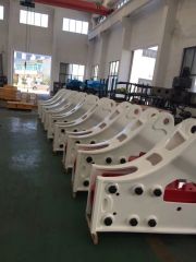 Excavator Hydraulic Breaker Hammer For 18-20 Tons Excavator