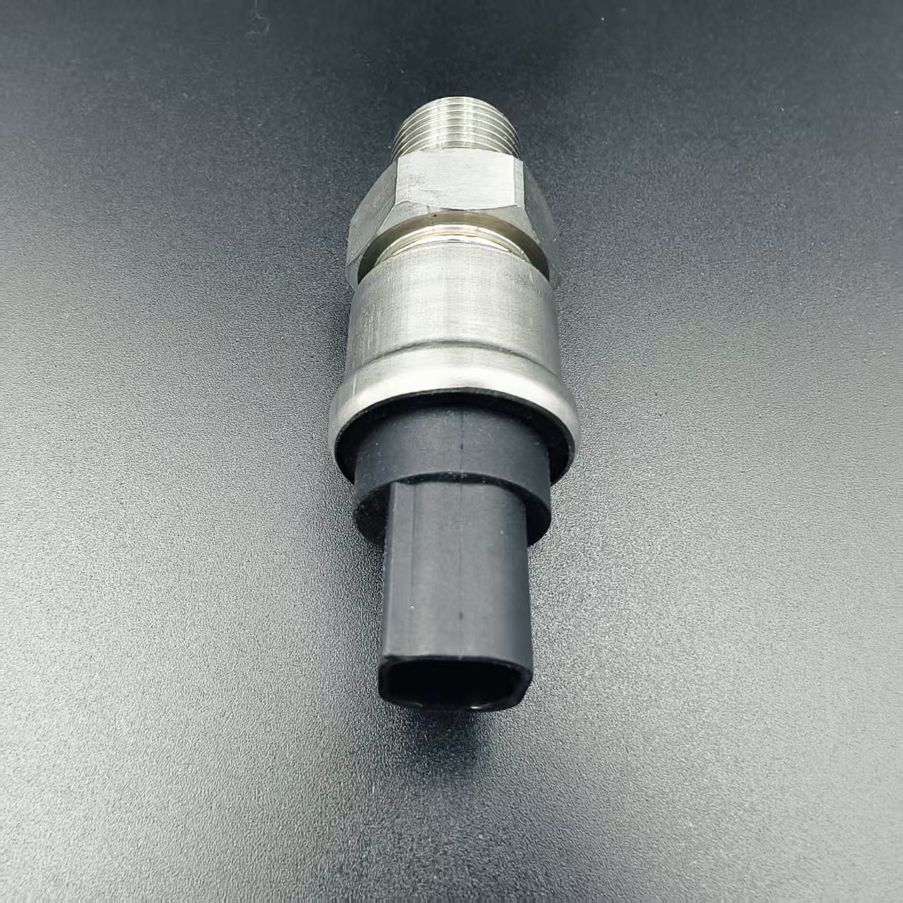 SK200-6E Excavator Parts High Pressure Sensor LC52S00012P1