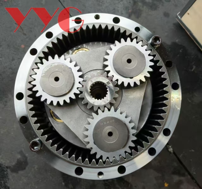 Excavator Parts Pc60-7 Swing Gearbox Pc60 Swing Gearbox 20Y-27-41140 20Y-27-00501Swing Reducer Excavator