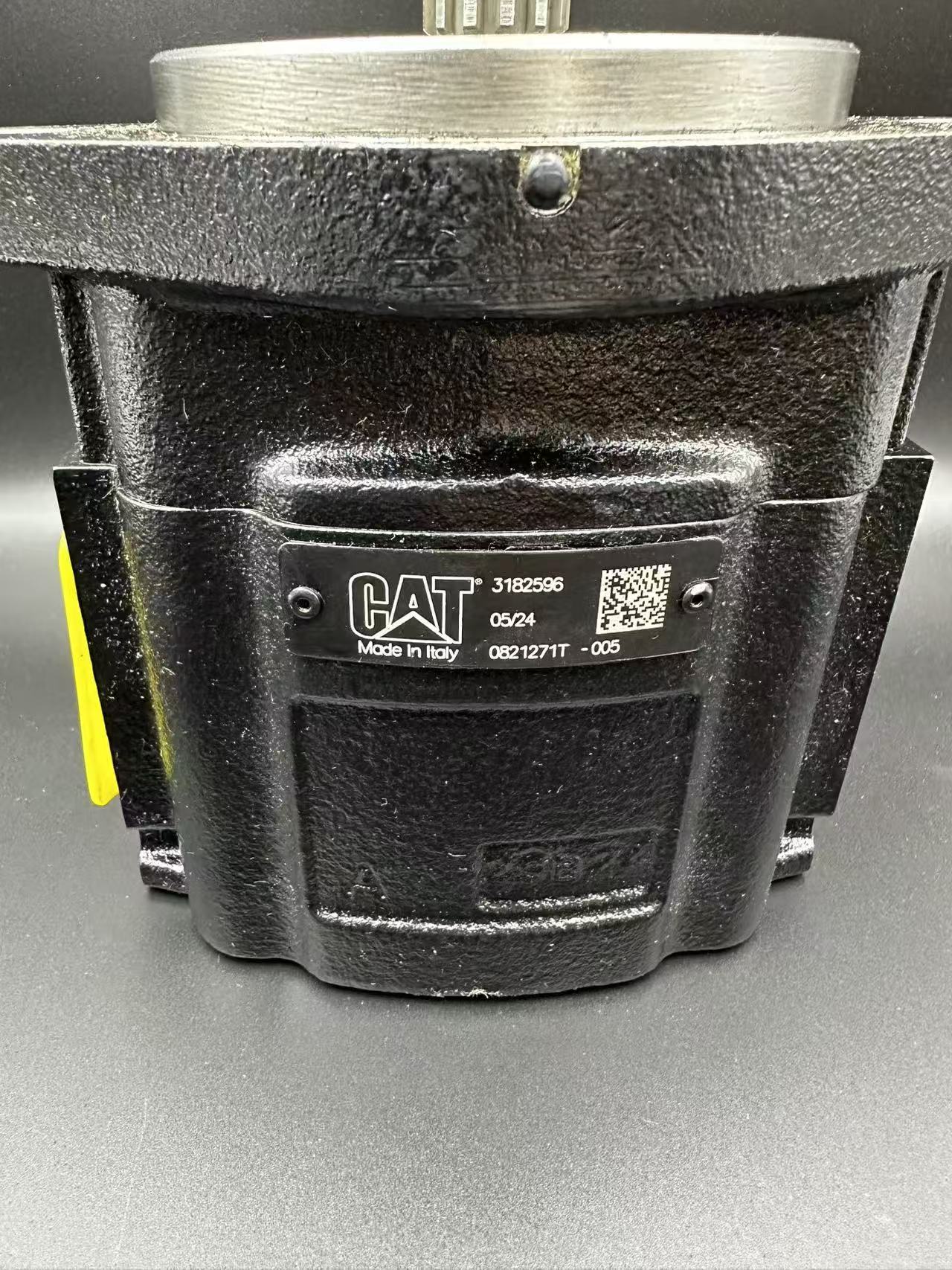 Pump 83026828 Hydraulic Piston Pump Hydraulic Pump
