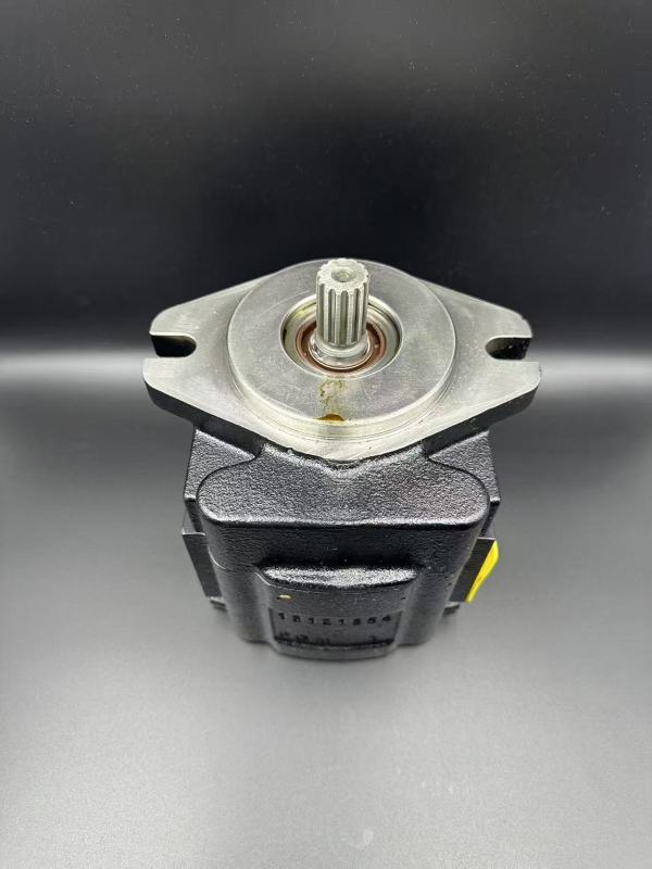 Pump 83026828 Hydraulic Piston Pump Hydraulic Pump