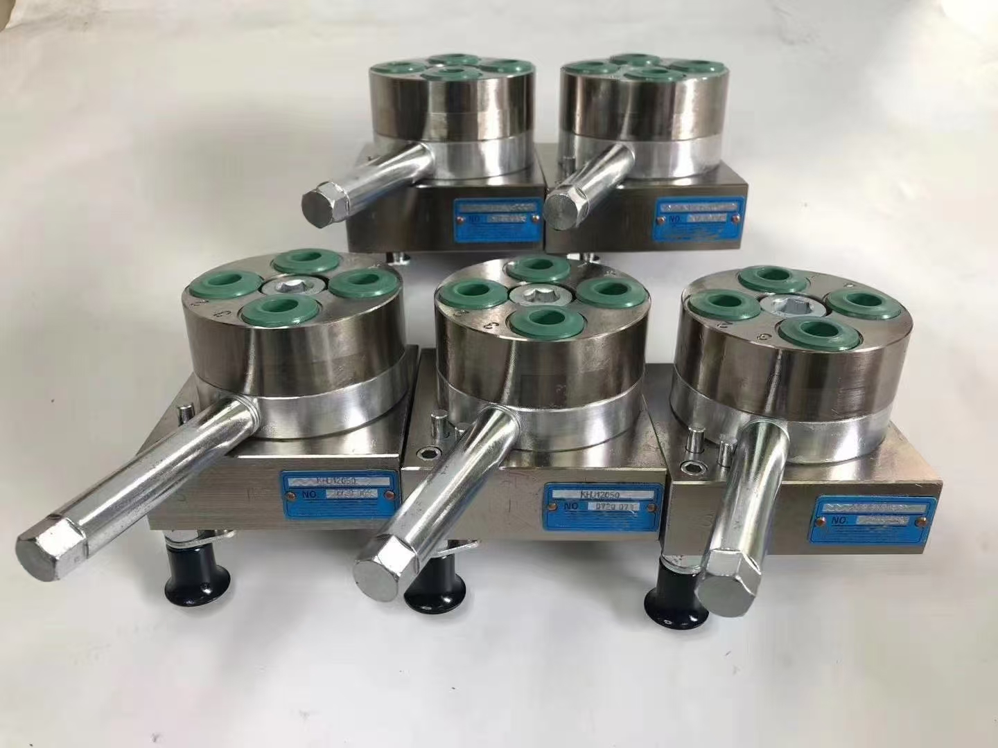 New Excavator Directional Reversing Valve for Construction for Forehand Backhand Repair Building Material Machinery Retail Shops