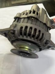 Construction Machinery Parts A7TA77 E305 12V 60A Alternator Generator Parts