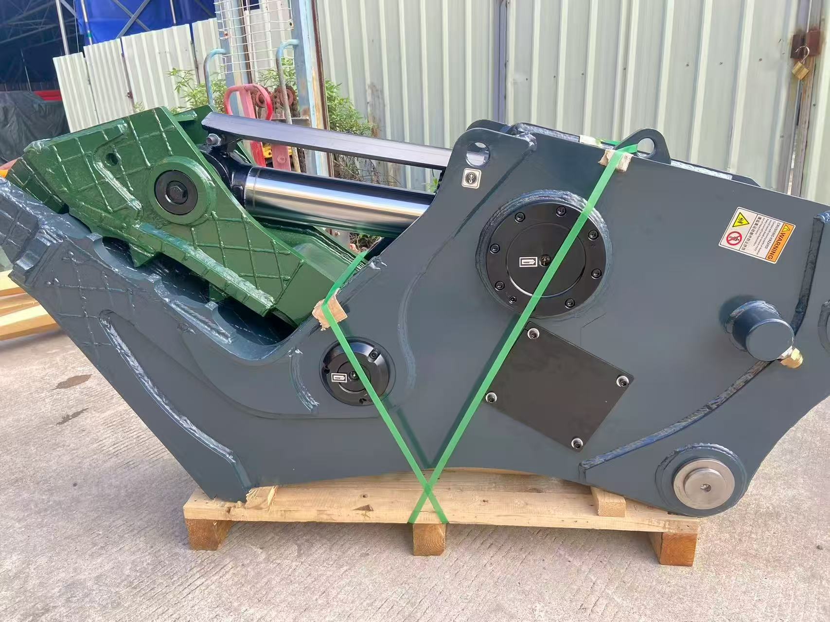 Crusher Hydraulic Pulverizer Building Demolition Concrete Crusher Hydraulic Shears Excavator Concrete Demolition
