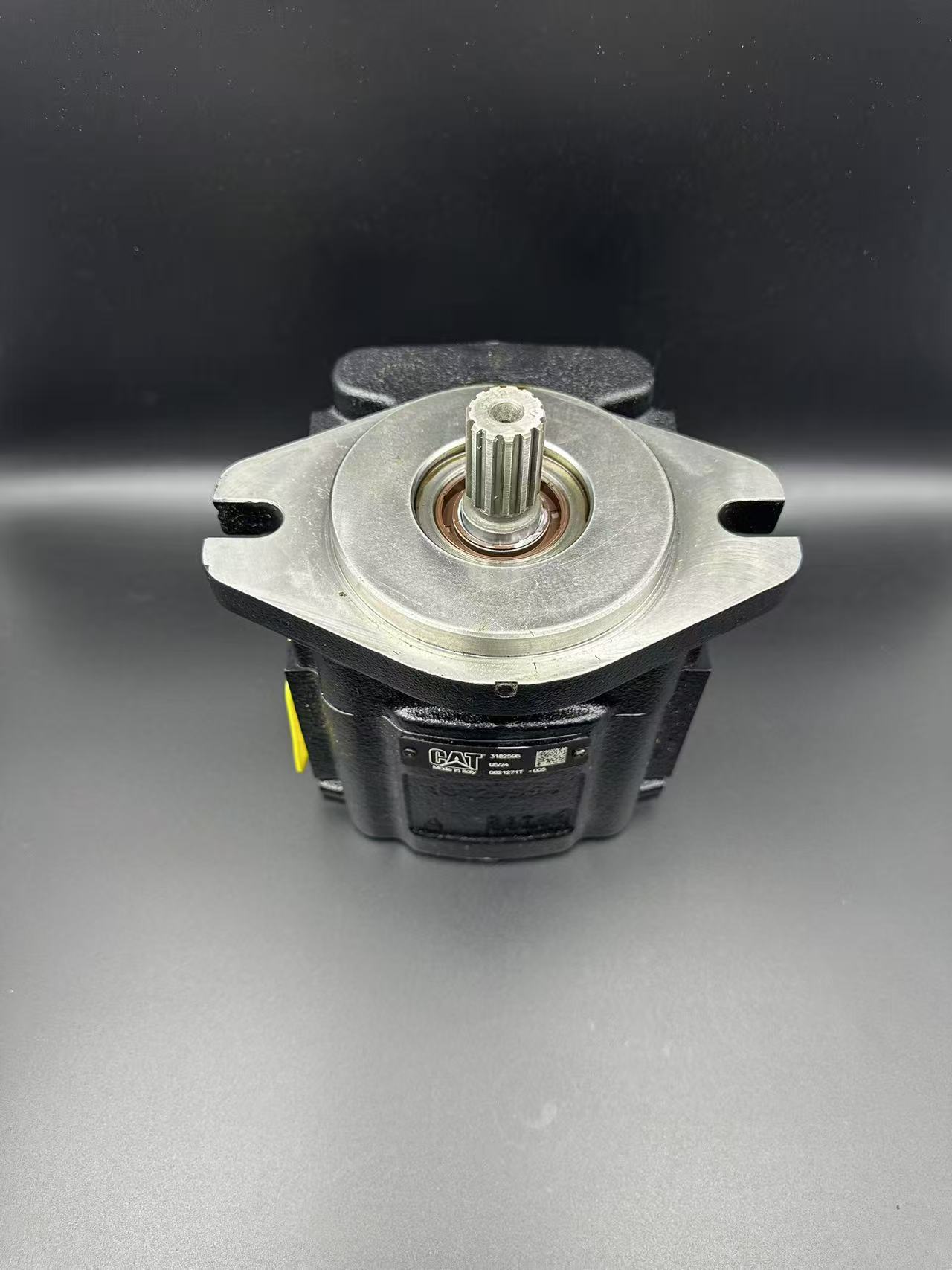 770G 772G Gear Pump 3182596 318-2596 Main Pump Assembly