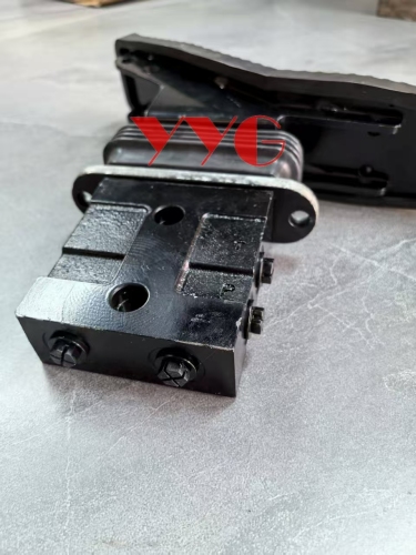 Steel Hydraulic Pedal Foot Valve for EC210 EC240 EC360 Excavators Pilot Machinery Parts