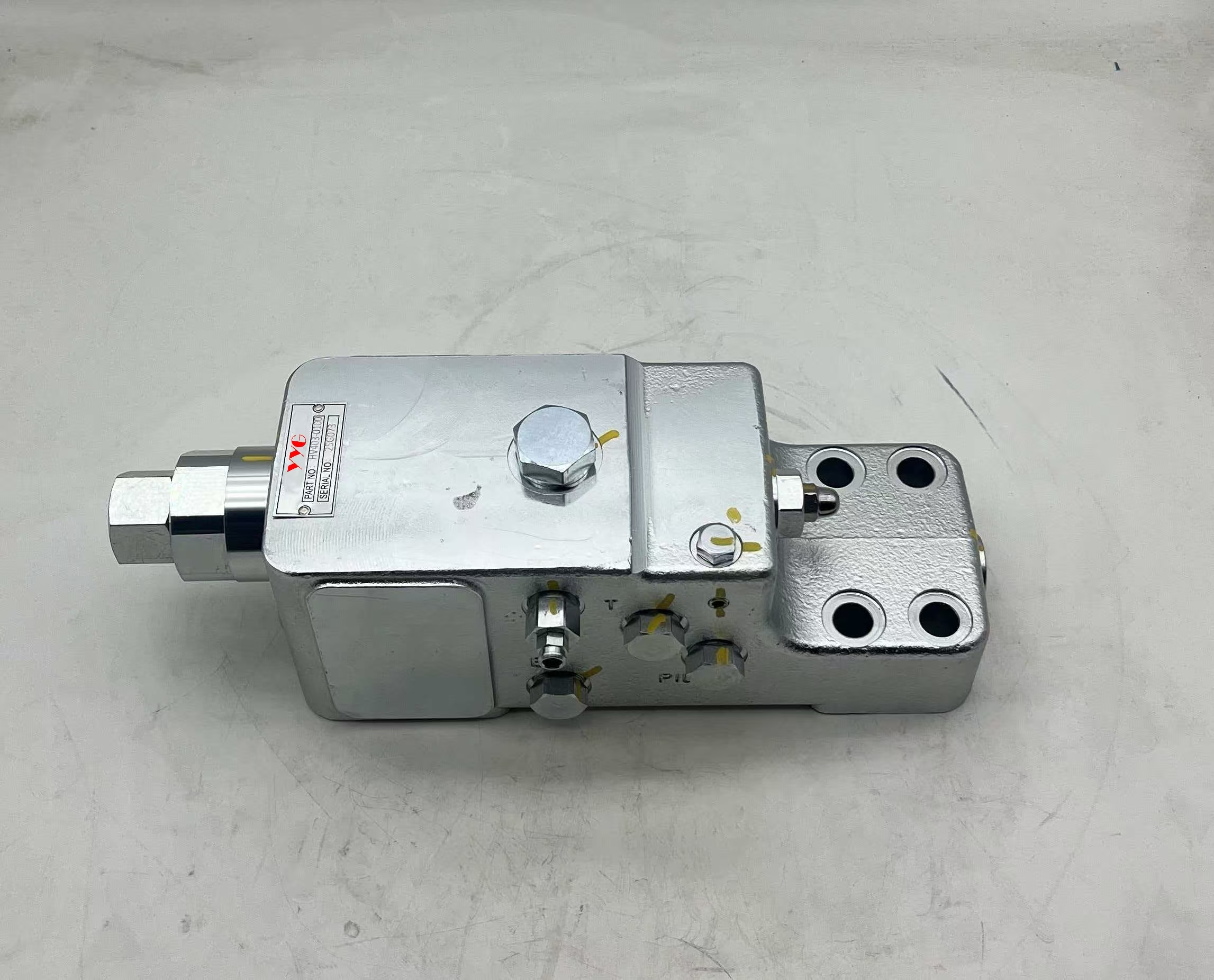 Develon Daewoo Heavy-Duty Lock Valve 410114-00311B Safety Precision Control for Construction Machinery Parts