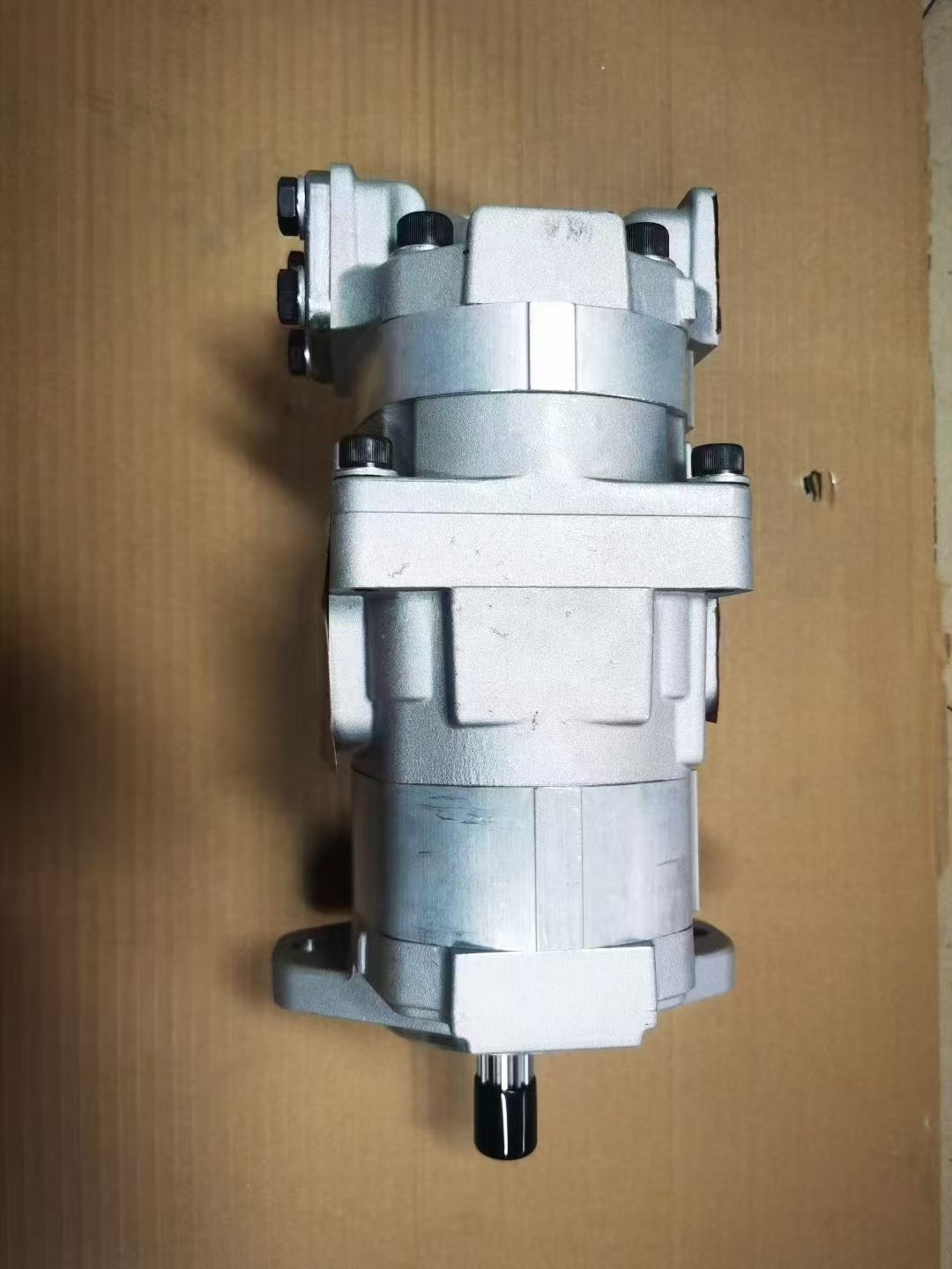 705-51-20370 High Quality Double Pump D65E-12 705-51-20370 Hydraulic Gear Pump D85ESS-2 Gear Pumps 705-51-20370