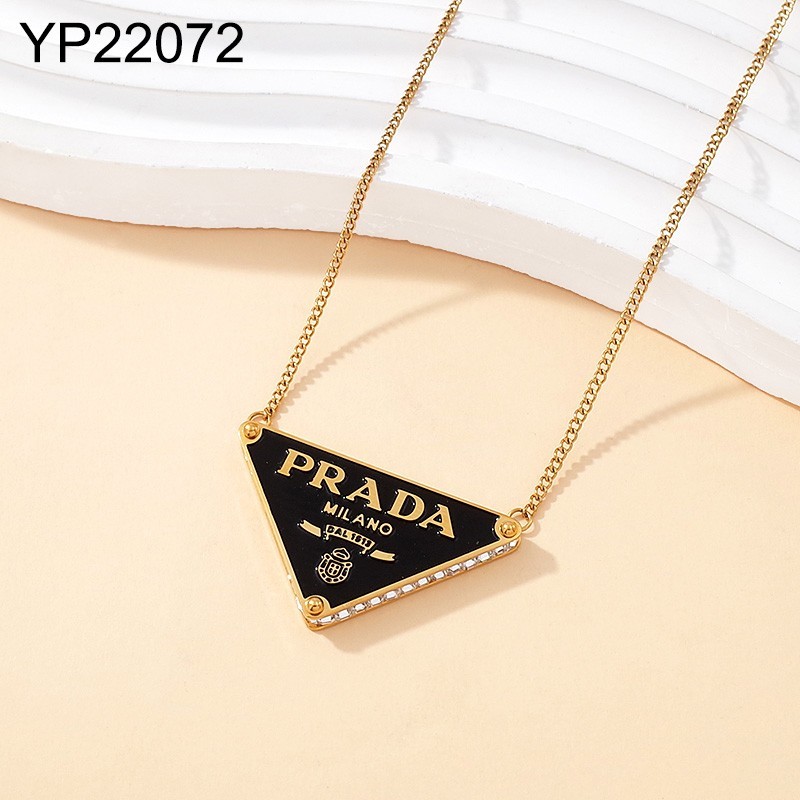Level B Stainless Steel New Trendy Women Jewelry Golden Pendant