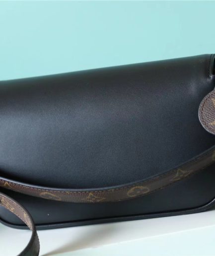 Louis Vuitton Swing Monogram Black For Women, Women’s Handbags, Shoulder And Crossbody Bags 24cm/9.4in LV M20393