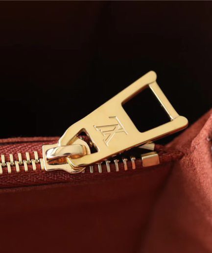 Louis Vuitton Lockme Shopper Grain Chataigne Brown For Women, Women’s Handbags, Shoulder And Crossbody Bags 10.4in/26.5cm LV M58927