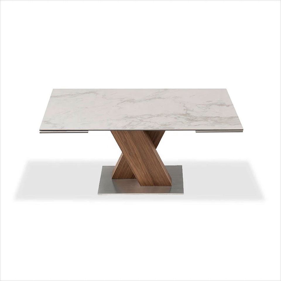 Large Extendable Dining table