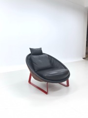 Luxury accent chair