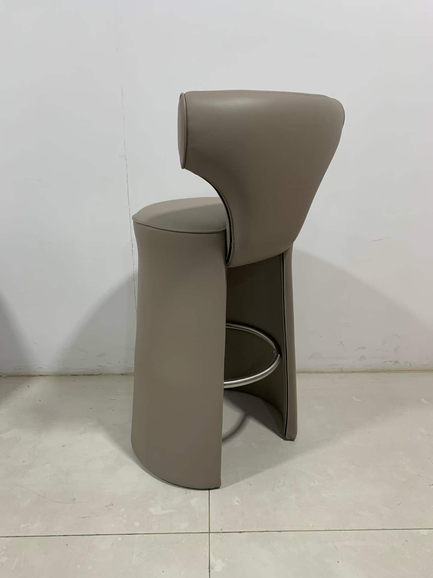 Luxury bar chair