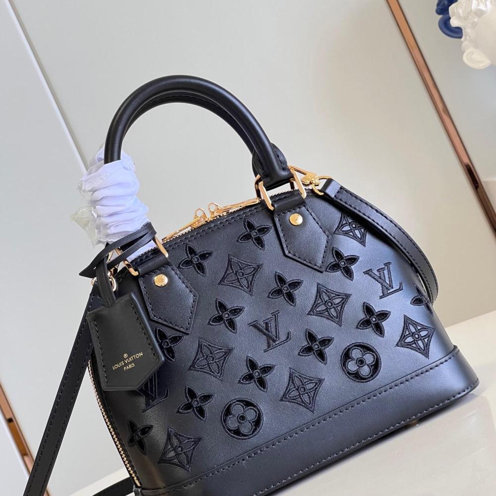 LV  Alma BB M91606