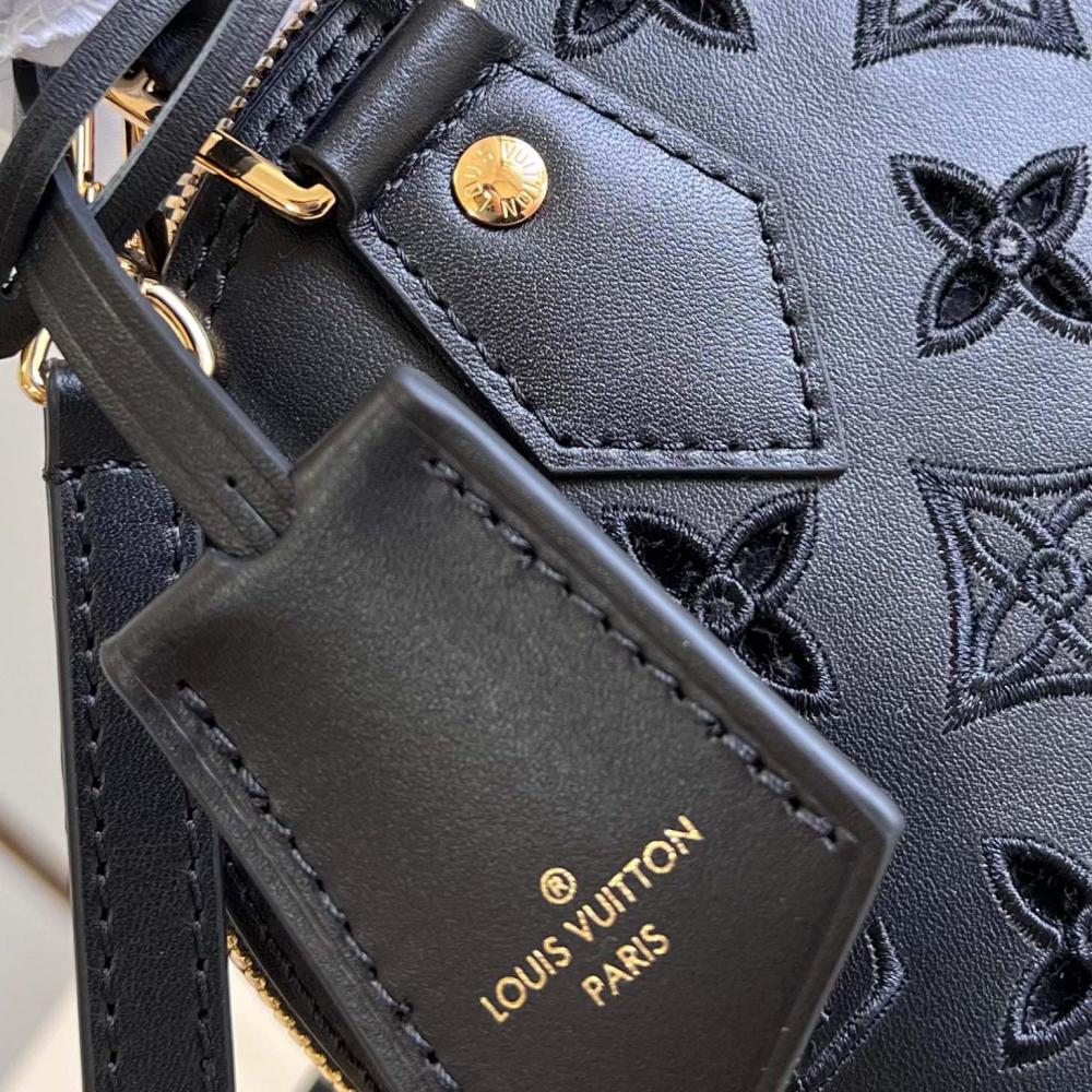 LV  Alma BB M91606