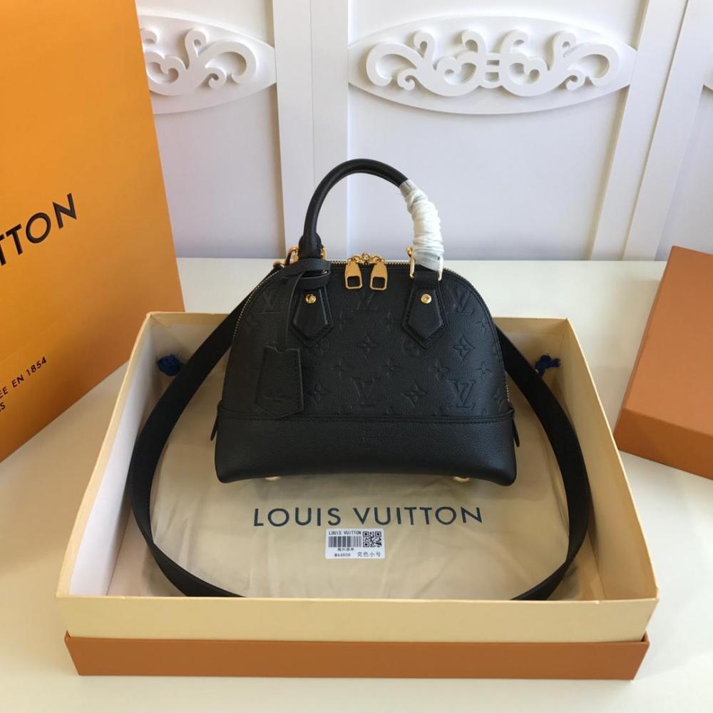 LV  Alma BB M44858