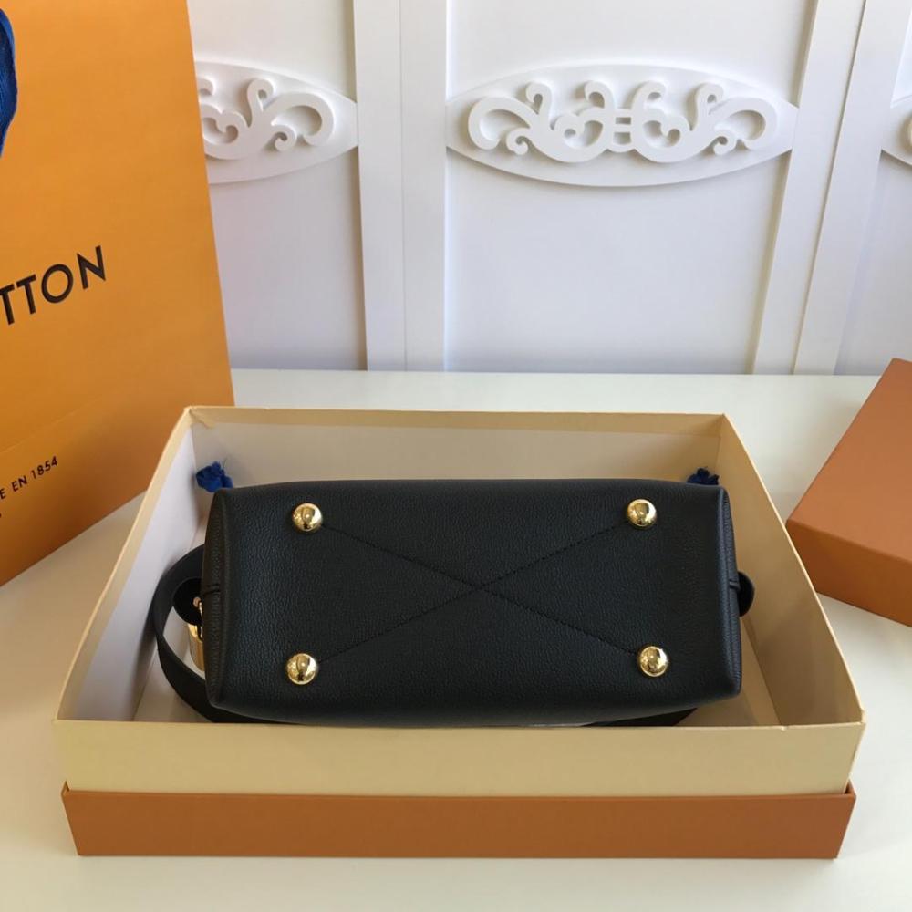 Alma Louis Vuitton cm  size 25.0 x 18.0 x 12.0