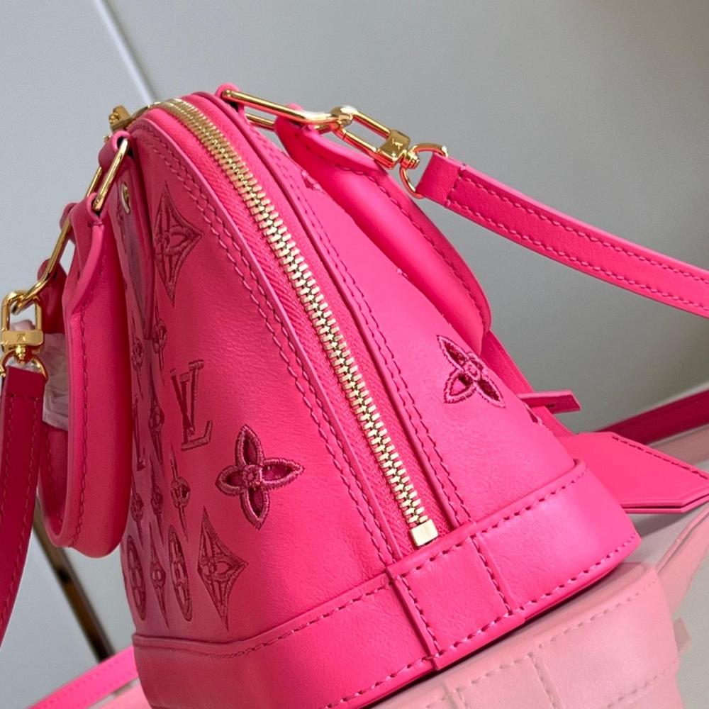 Broderie size 23.5x17.5x11.5