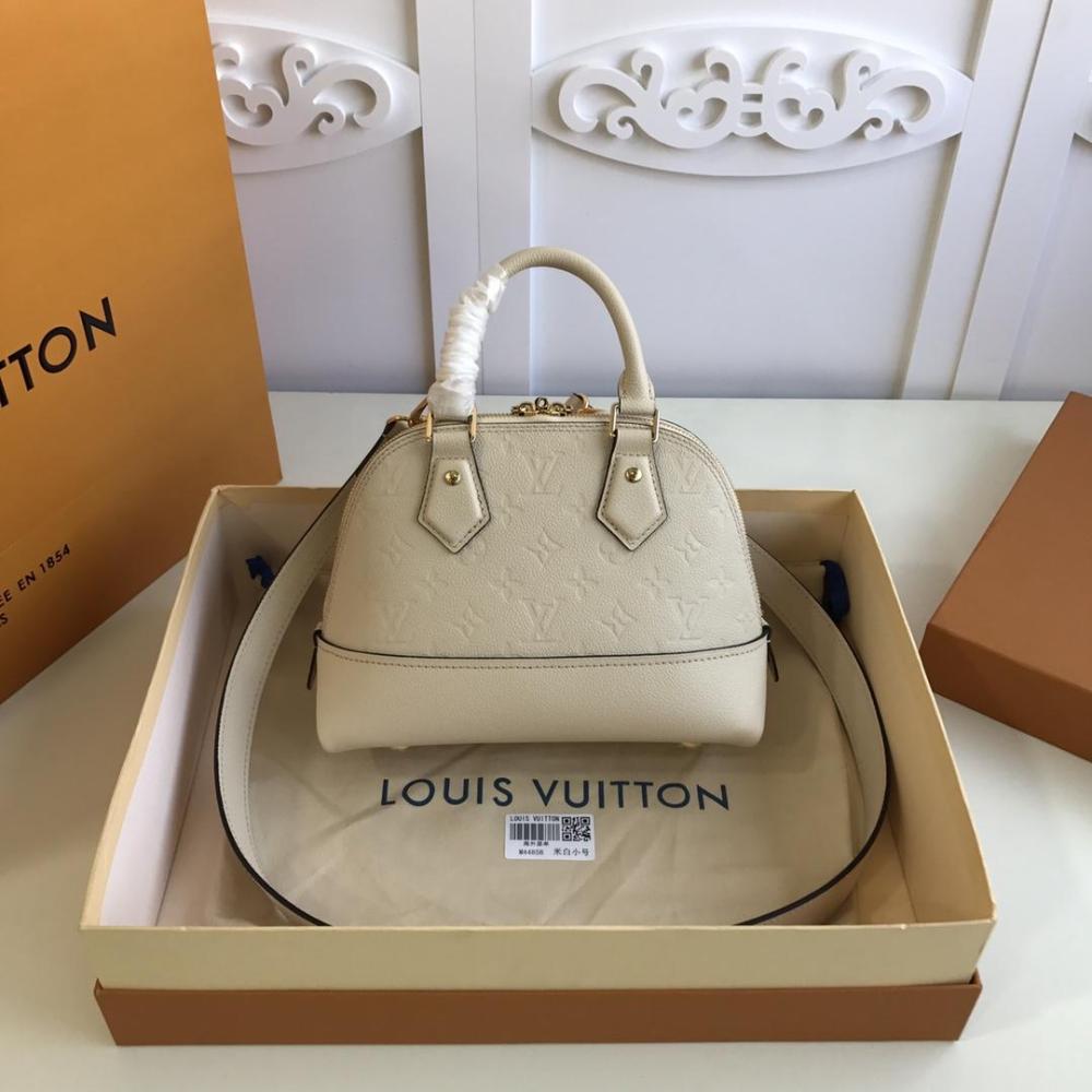 LV  Alma BB M44858