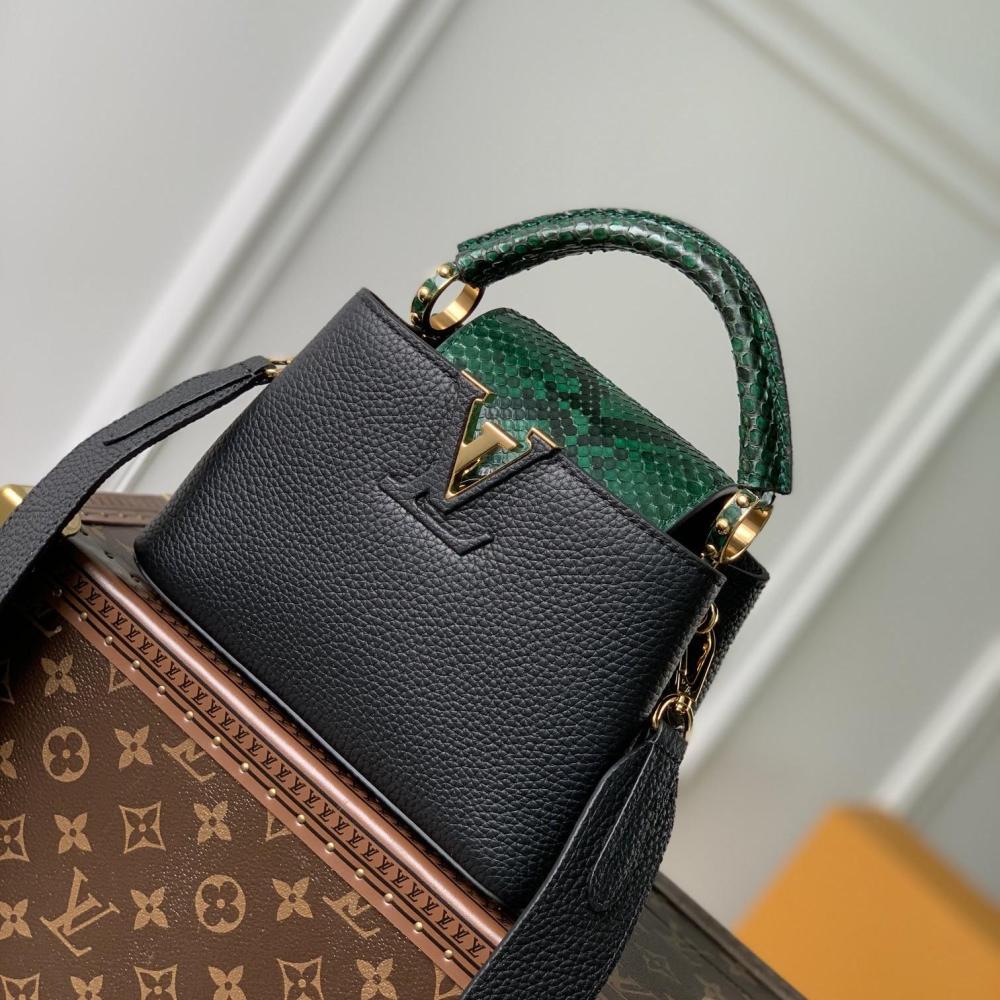 LV  CAPUCINES BB M80931Python Handle  black