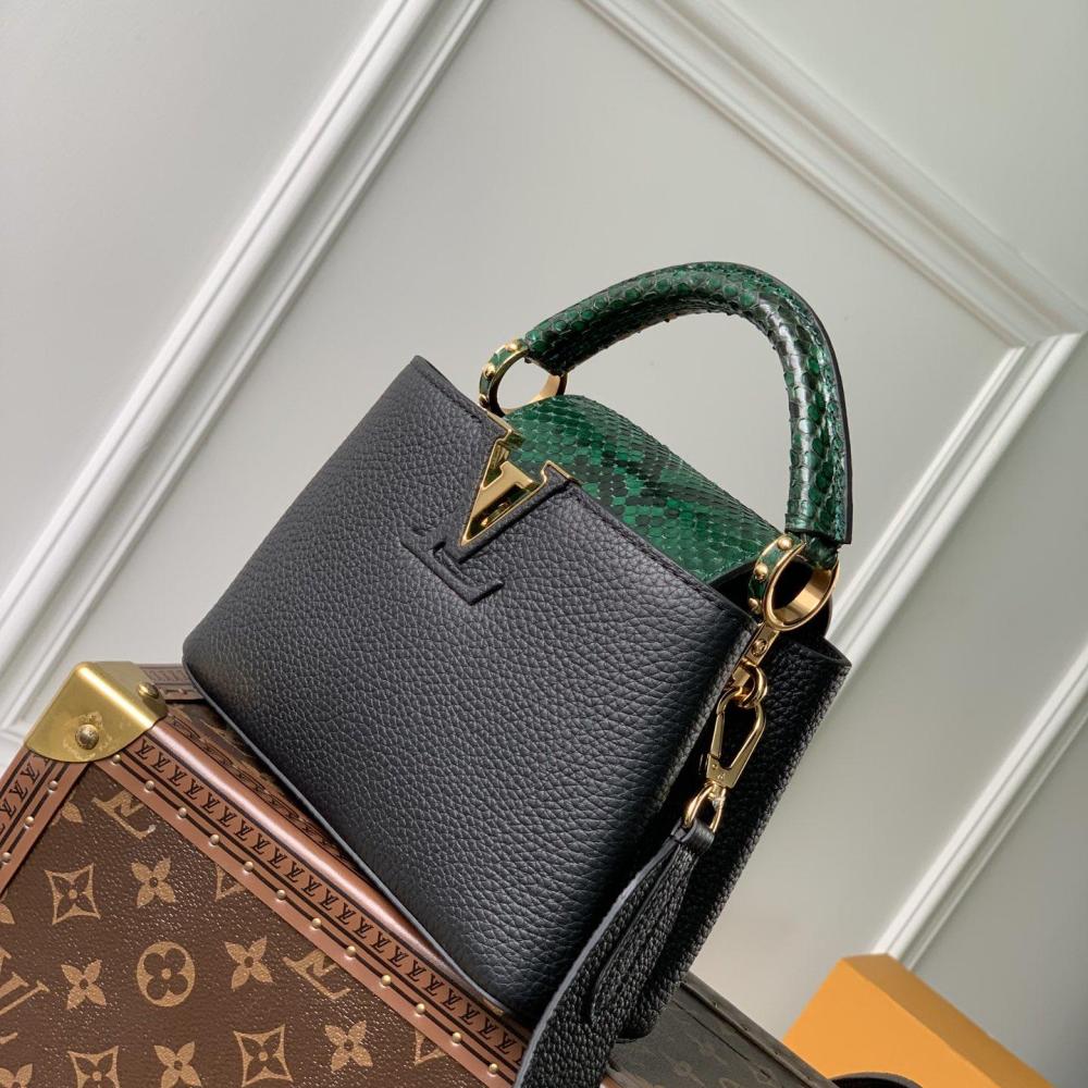 LV  CAPUCINES MM M80931 Python Handle  black
