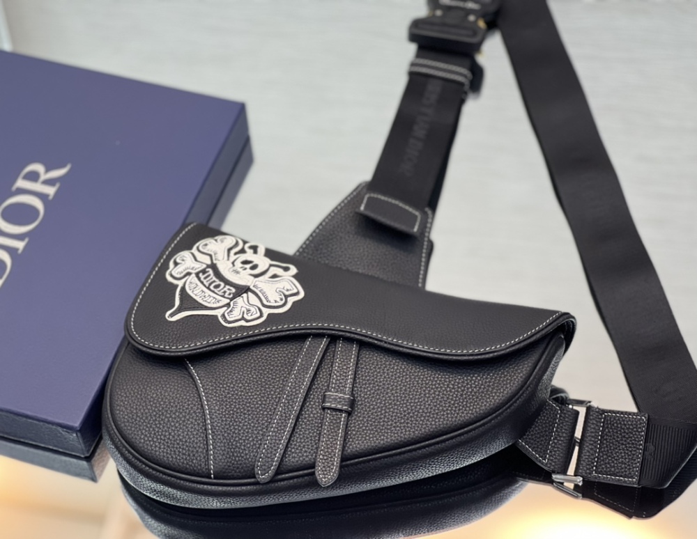Dior man's Black saddle bag