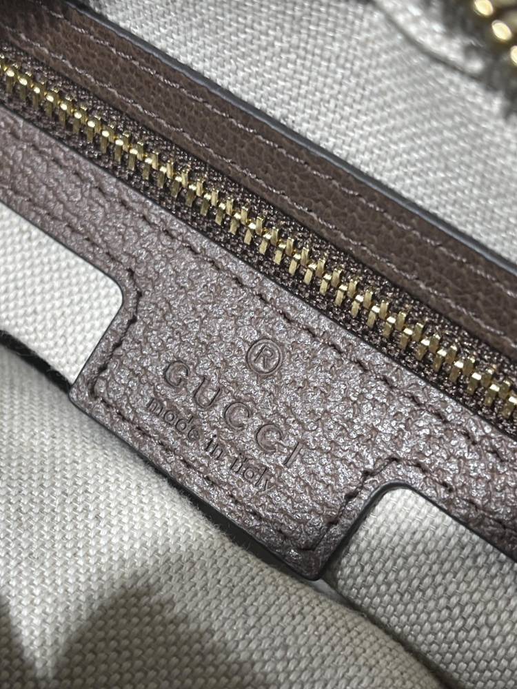 Gucci Gucci  size 23*17*7