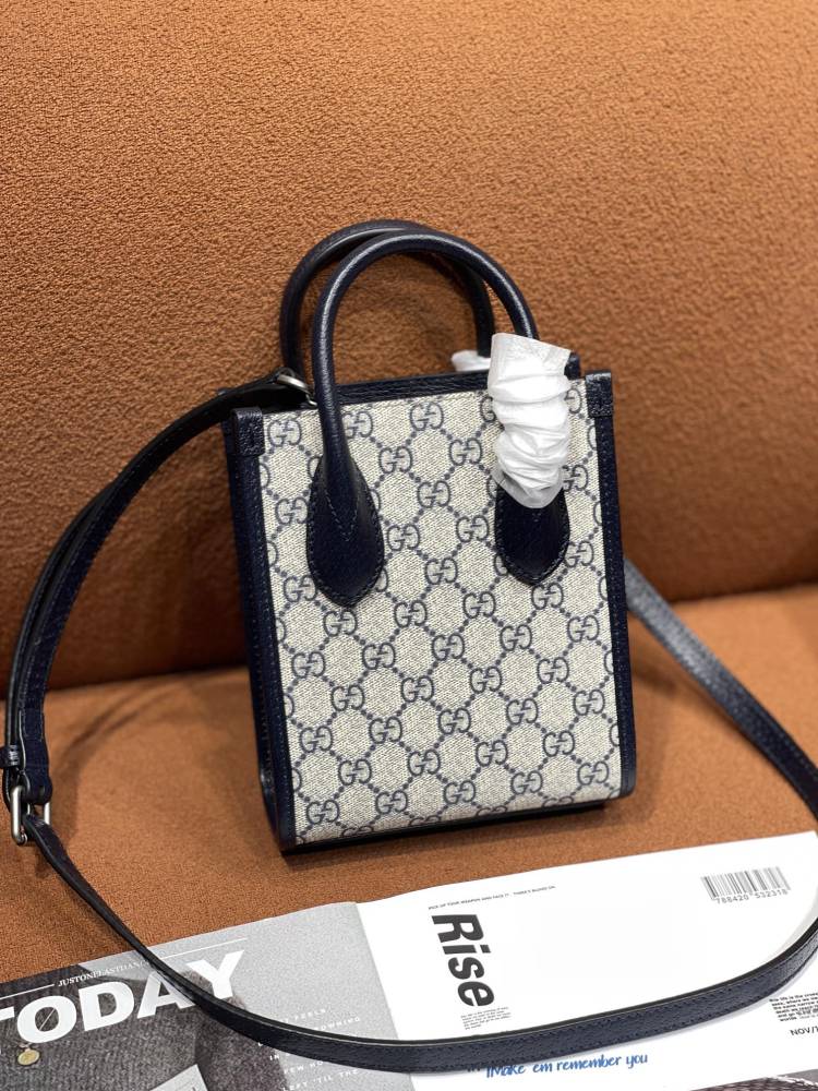 Gucci  size 16*20*7