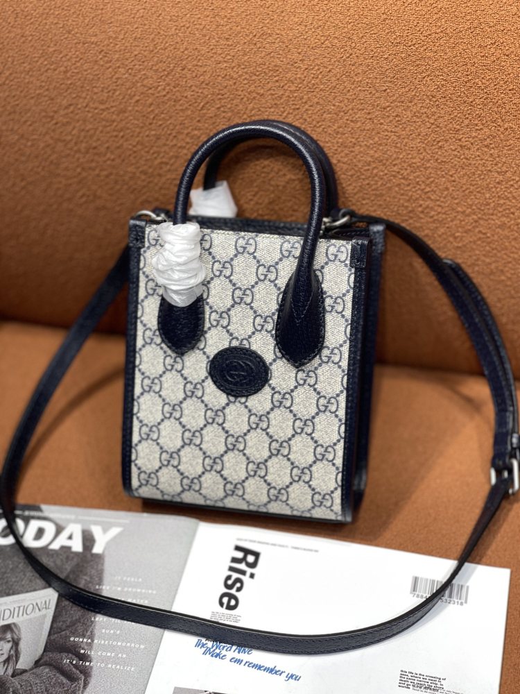 Gucci  size 16*20*7
