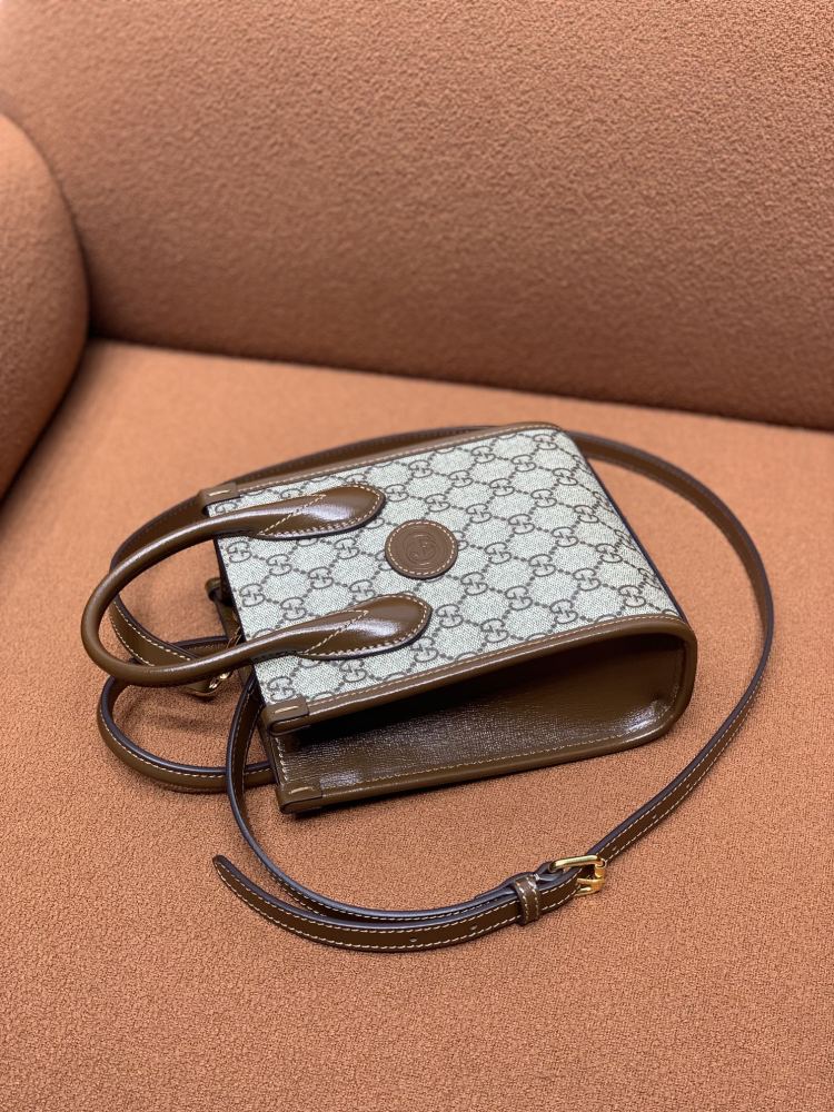Gucci  size 16*20*7