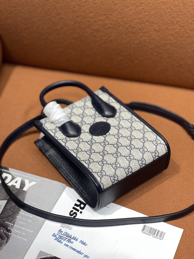 Gucci  size 16*20*7