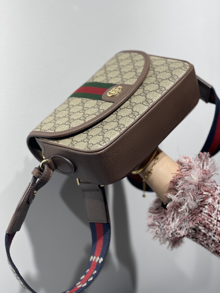 Gucci Gucci  size 23*17*7
