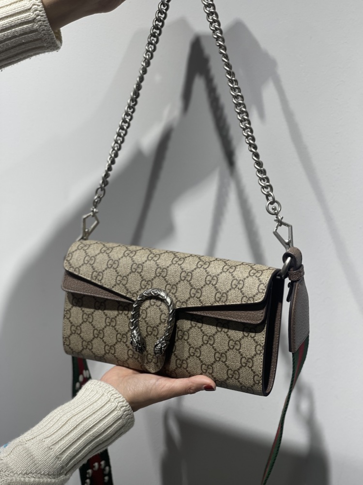 Gucci Gucci Cosmogonie Gucci  size 25*14*4