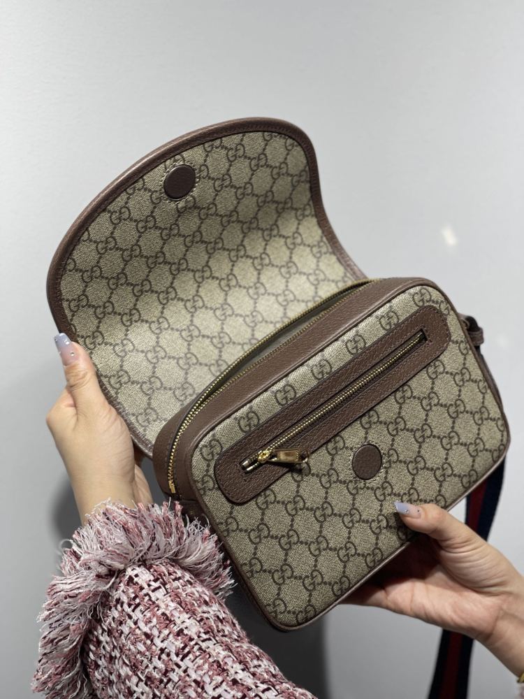 Gucci Gucci  size 23*17*7