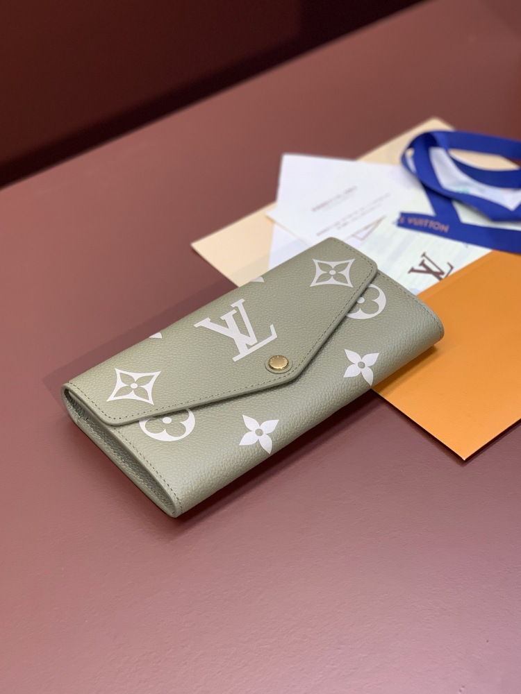 LV M81049 Wallets,Card Packs,