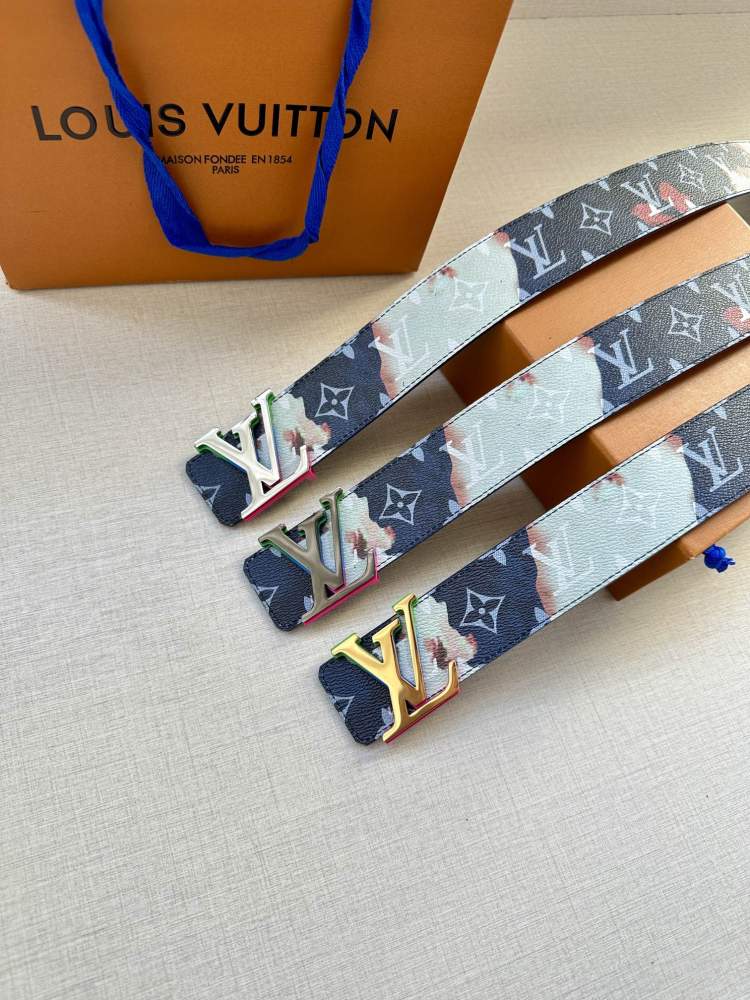belt LV Initials LV Initiales