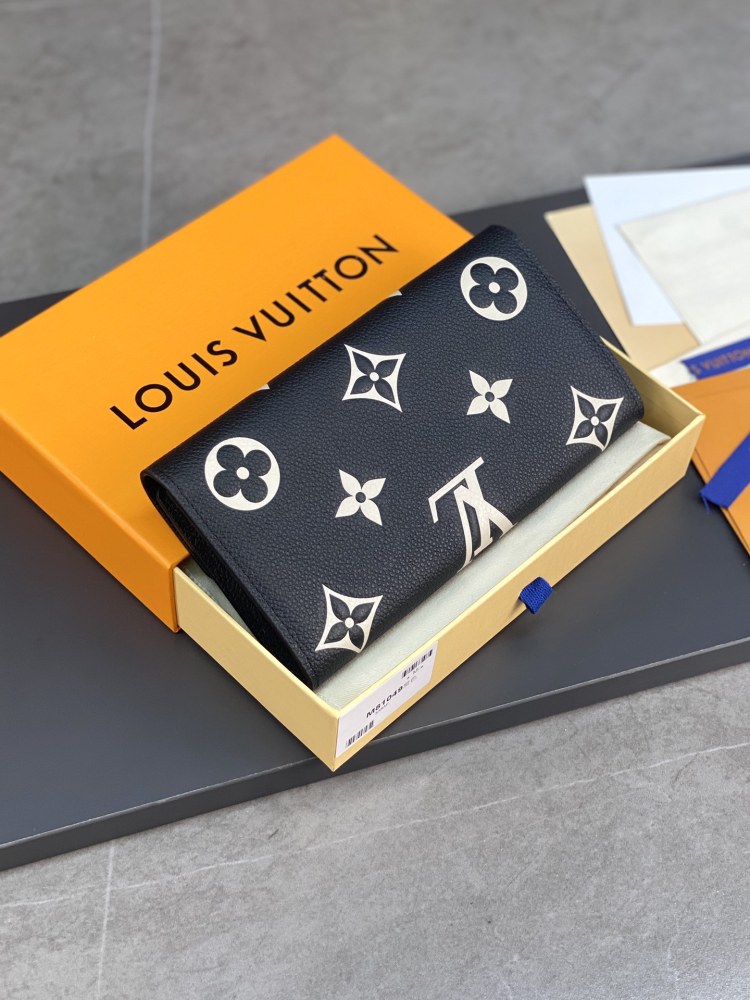 LV M81049 Wallets,Card Packs,