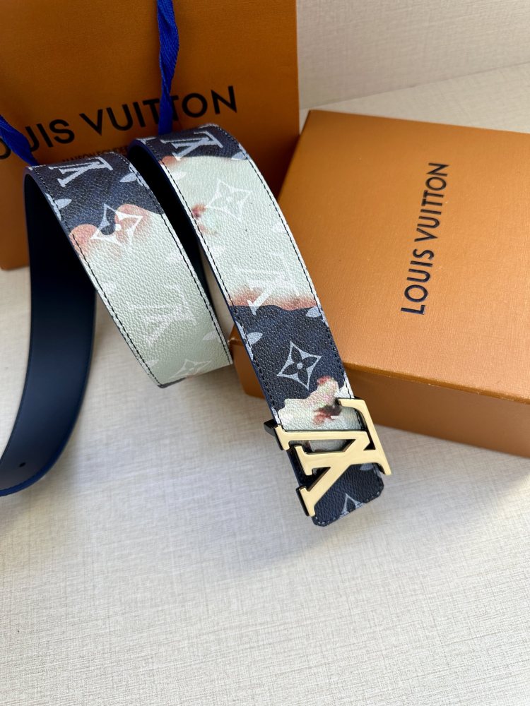 belt LV Initials LV Initiales