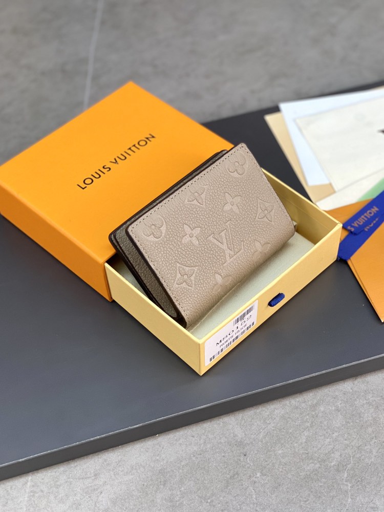 LV M80515 Wallets,Card Packs,