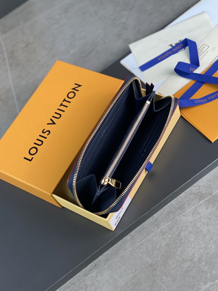 LV M69415 Wallets,Card Packs,
