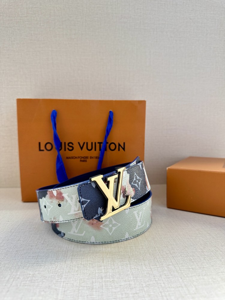 belt LV Initials LV Initiales