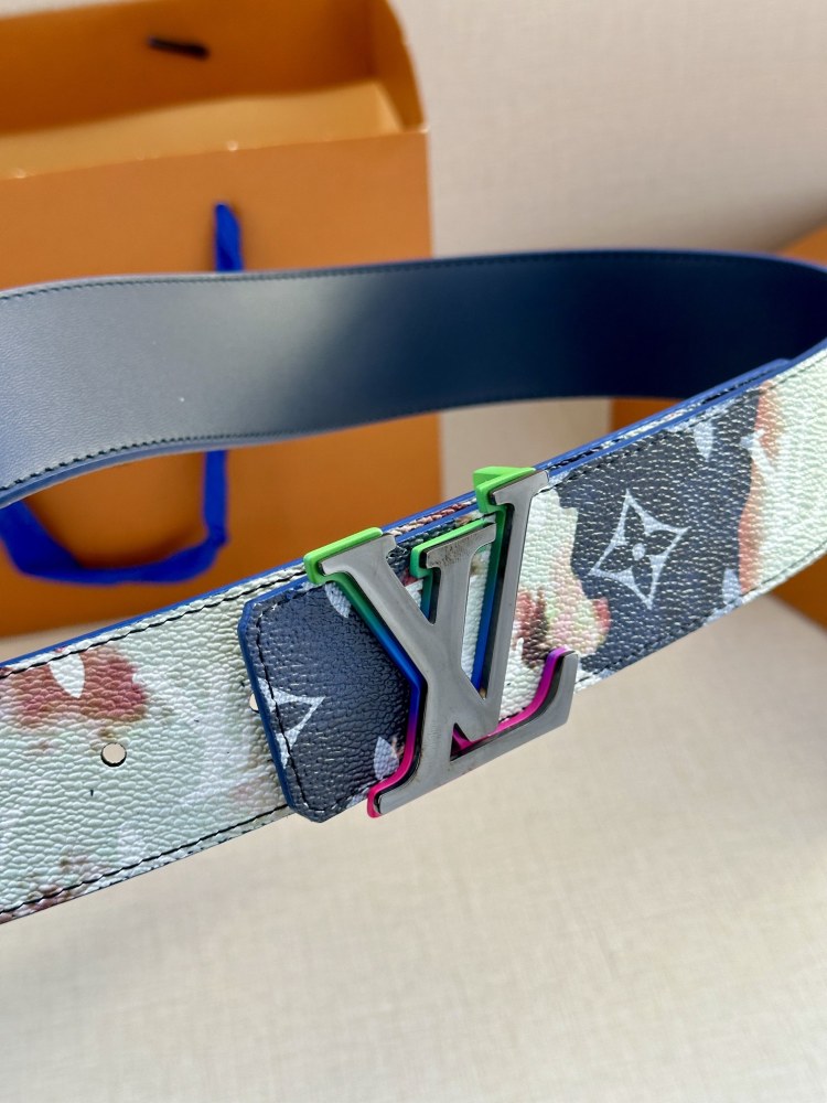belt LV Initials LV Initiales