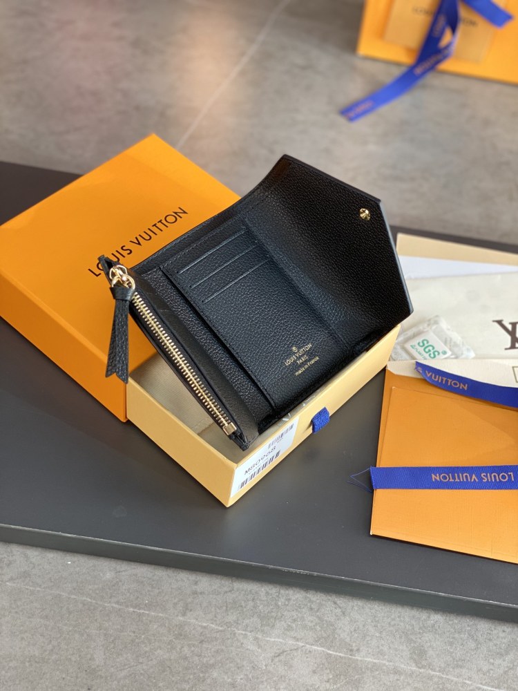 LV M64060 Wallets,Card Packs,