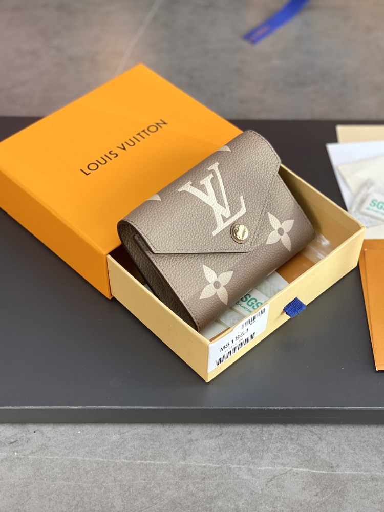 LV M81861 Wallets,Card Packs,